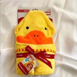 SkipHop Hooded Bath Towel - Yellow Ducky